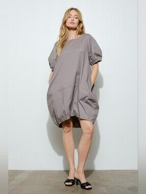 NWT Poplin Short Sleeve Bubble Dress Mocha S/M/L